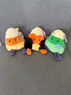 Giggle scape trio of candy corn Halloween  plush